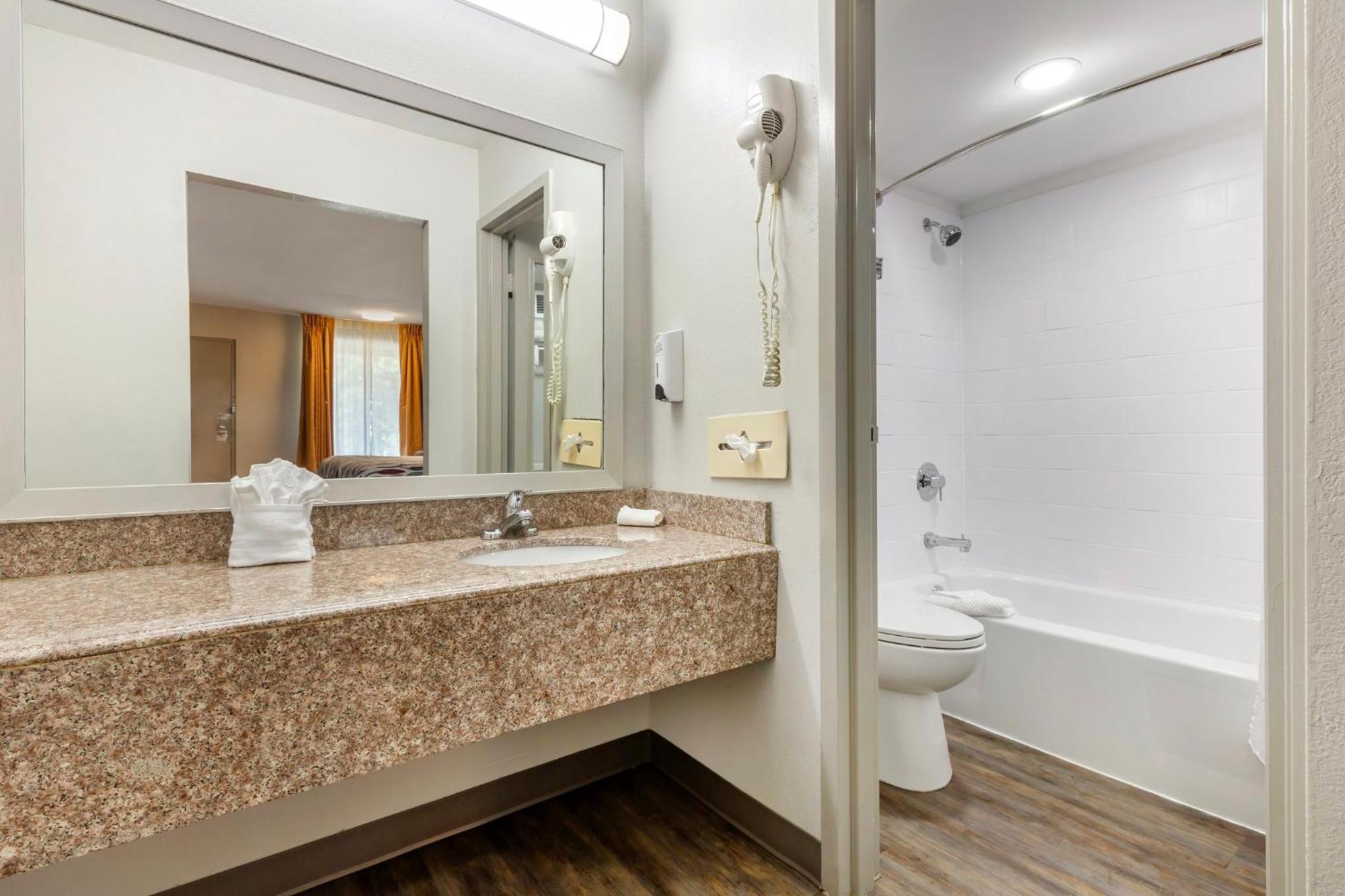 Red Roof Inn Dunn Luaran gambar